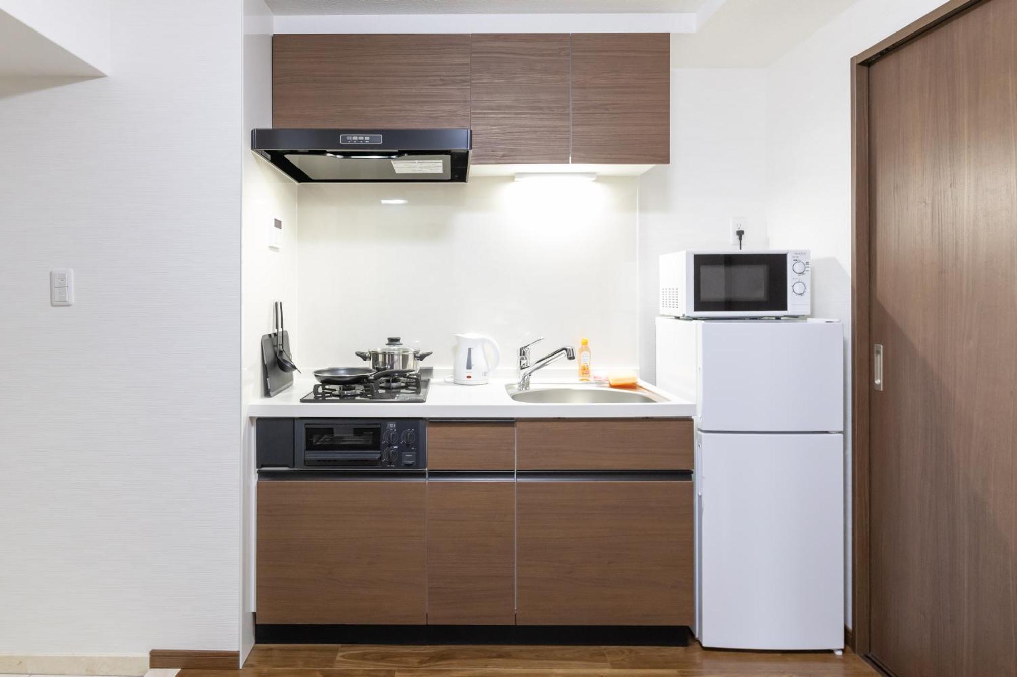 Kuromon Royal Niponbashi Apartment Osaka Room photo