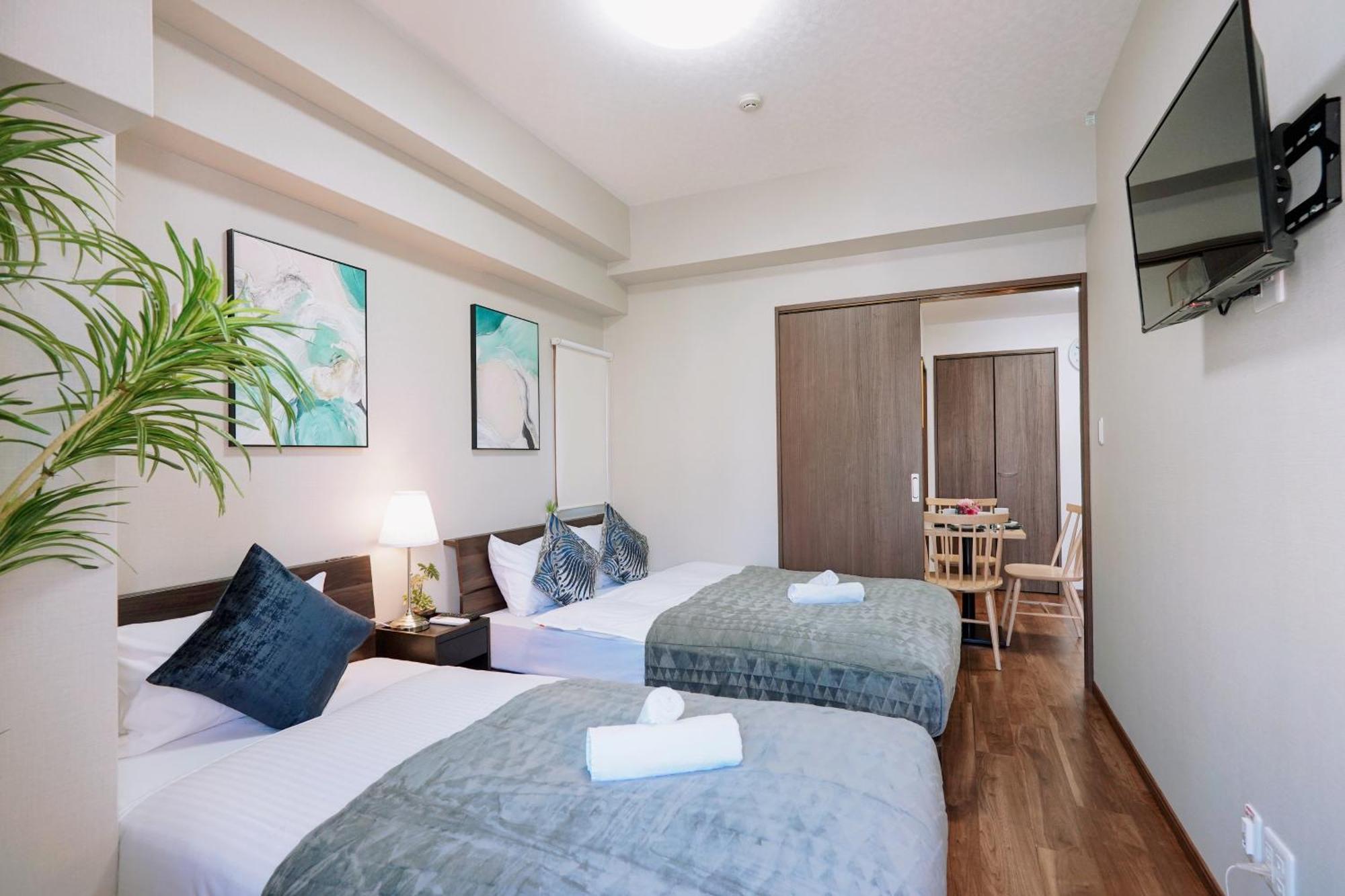 Kuromon Royal Niponbashi Apartment Osaka Room photo